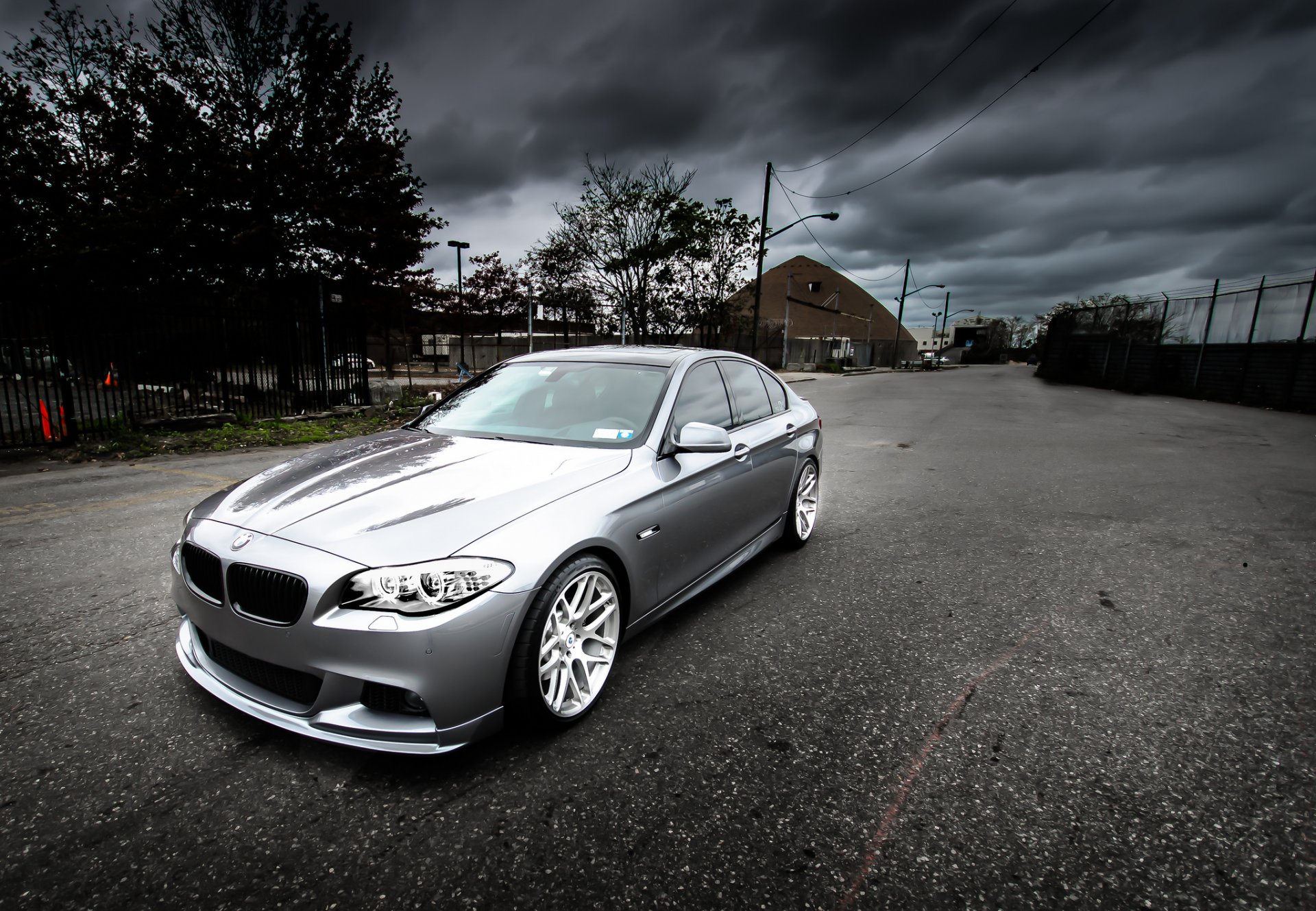 bmw f10 argent bmw argent vue de face réflexion