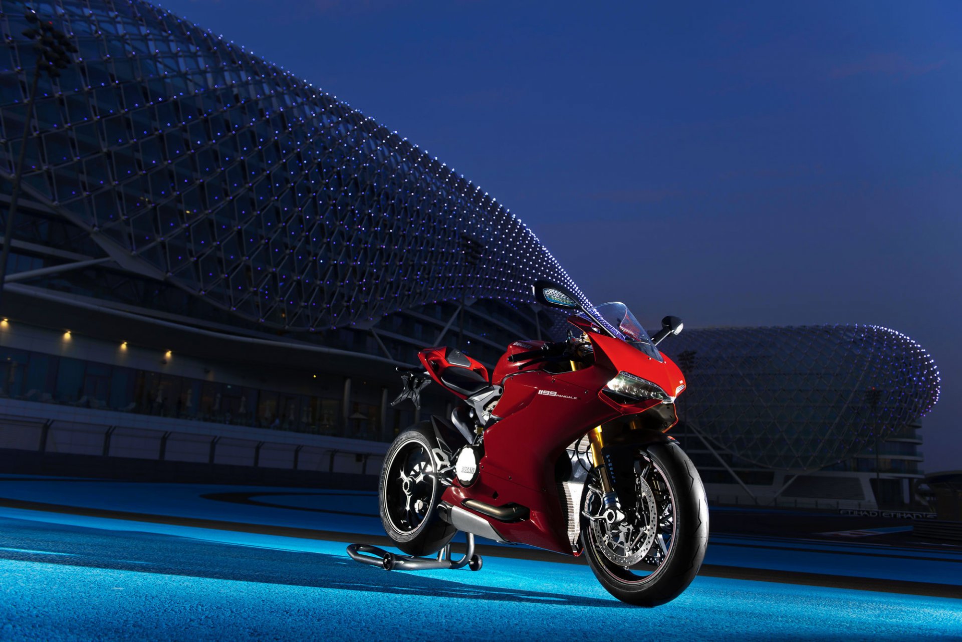 ducati panigale eintausendeinhundertneunundneunzig superbike ducati sportbike motorrad