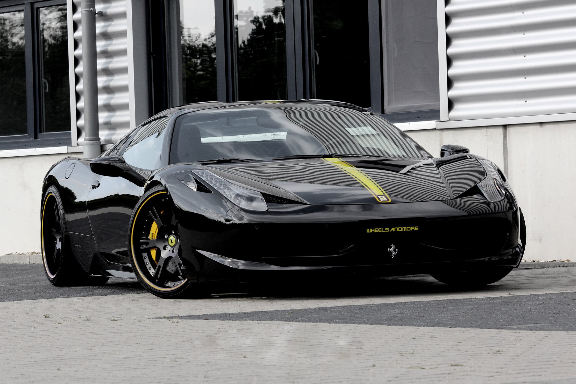 ferrari 458 italia black ferrari italy front view hood yellow stripe