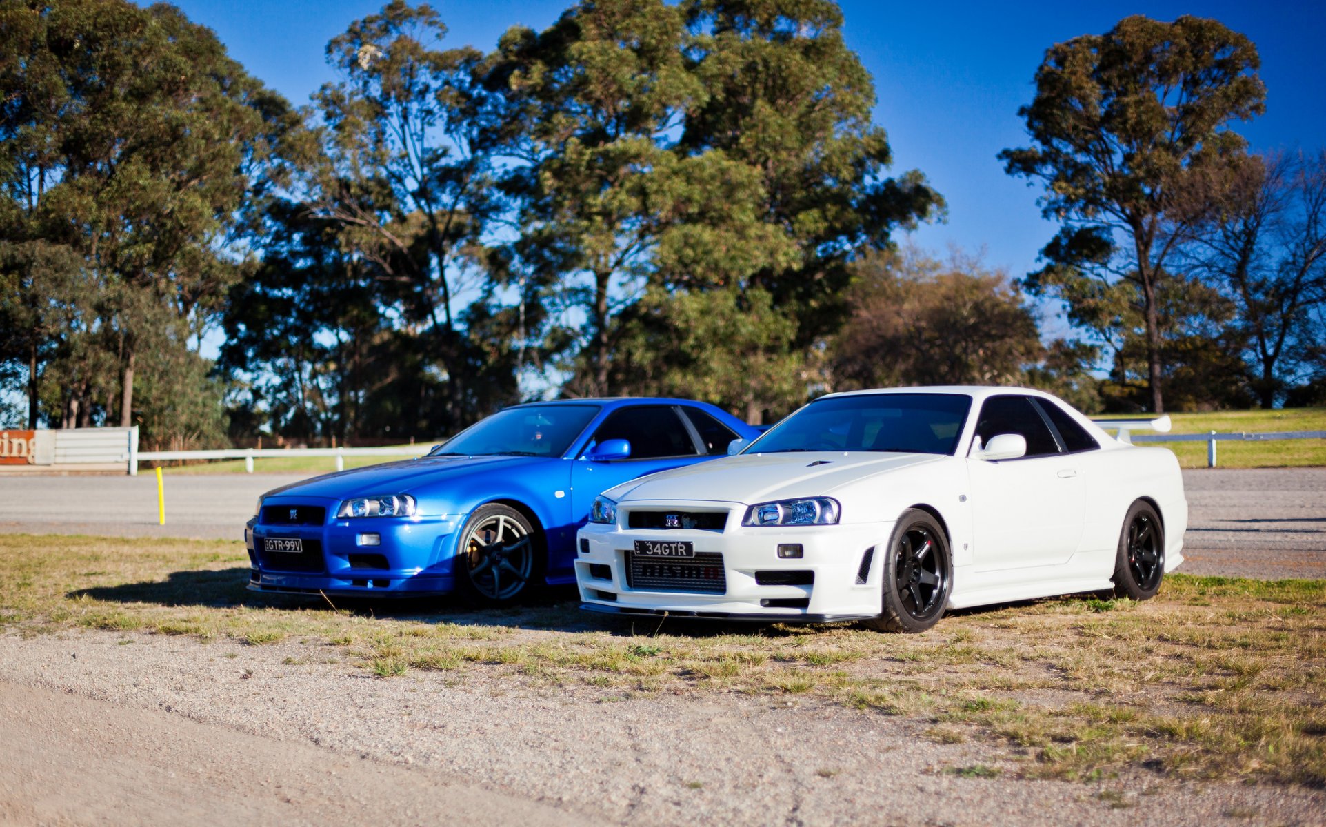 nissan skyline gt-r r34 nissan tuning skyline bianco blu