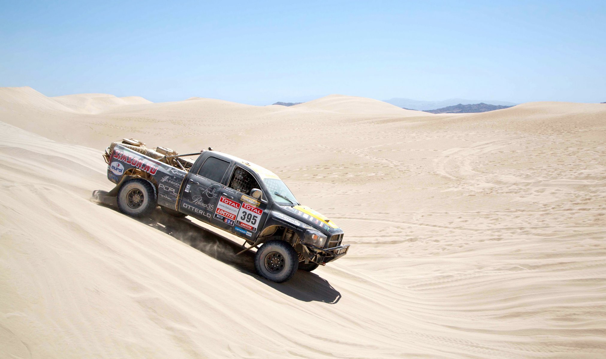 dodge ram dakar rallye suv rallye course sport jour dodge auto voiture jeep vue de côté descente championnat