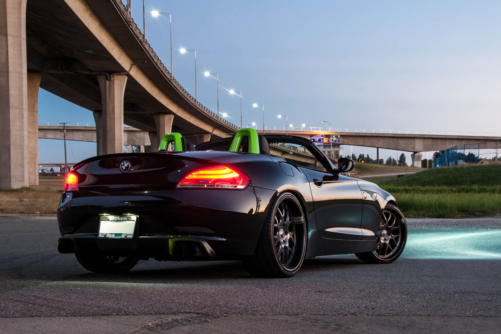 bmw z4 schwarz tuning himmel hell licht