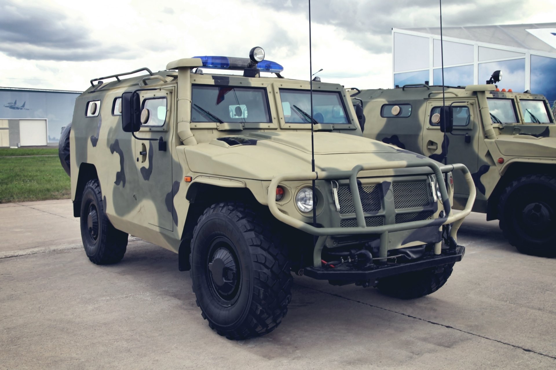 pm-2 gas tiger armored car