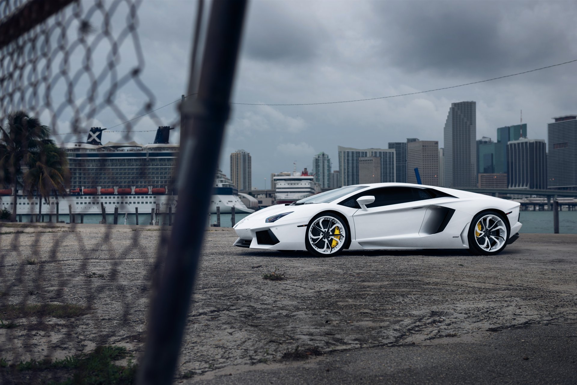 vellano mc personalizado lamborghini aventador blanco