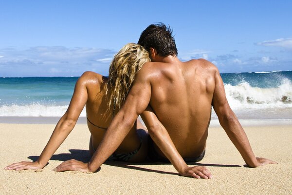 Pareja en la playa