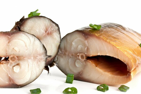 Pieces of mackerel with chopped herbs