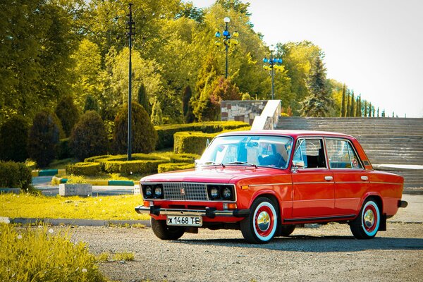 Classici dell industria automobilistica russa. Lada 2106