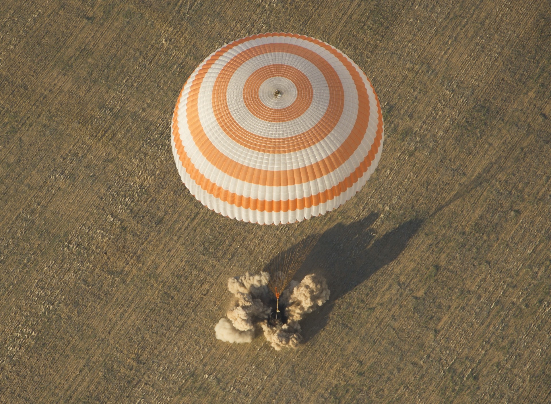 parachute landing