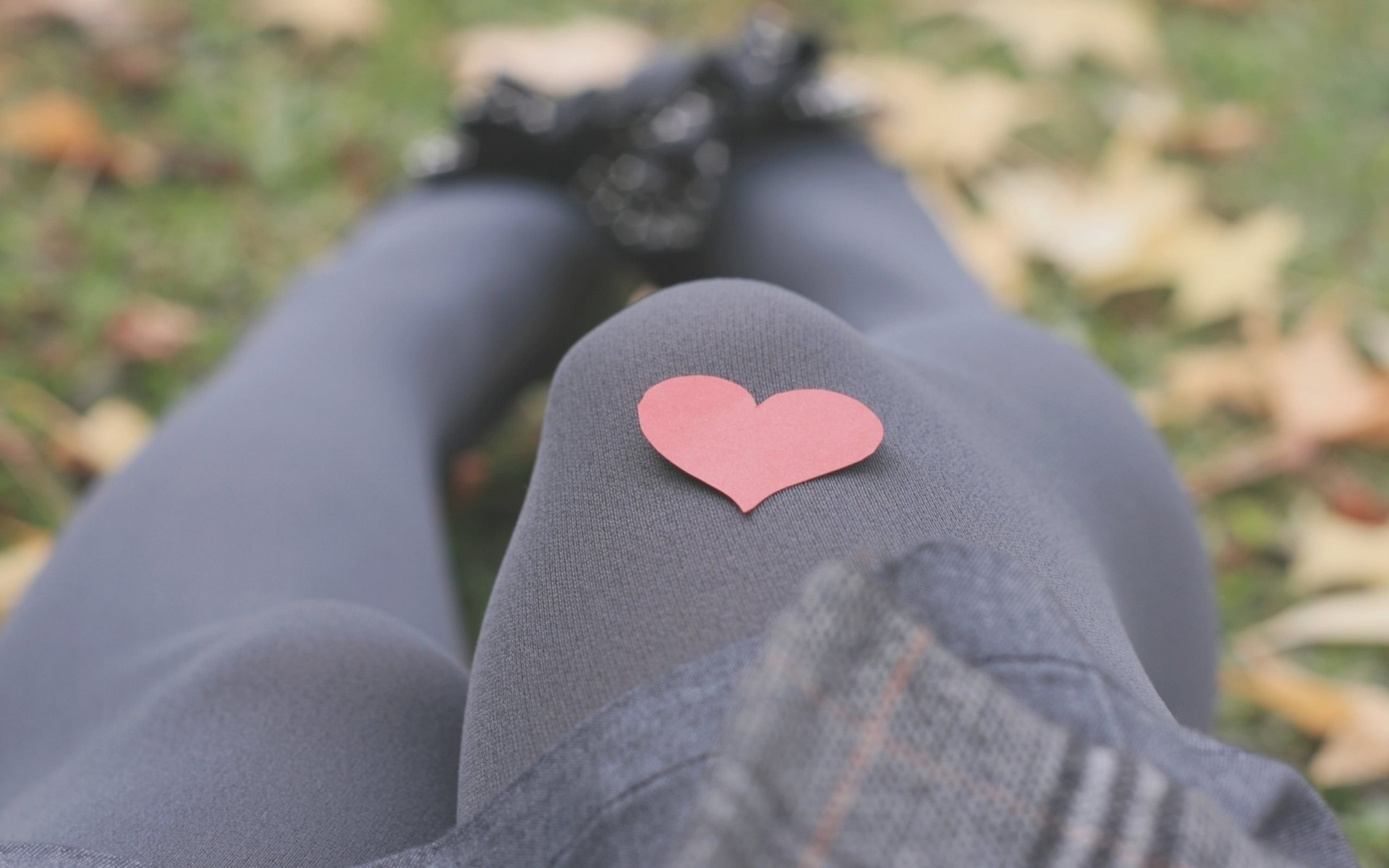 ragazza umore piedi cuore calze collant