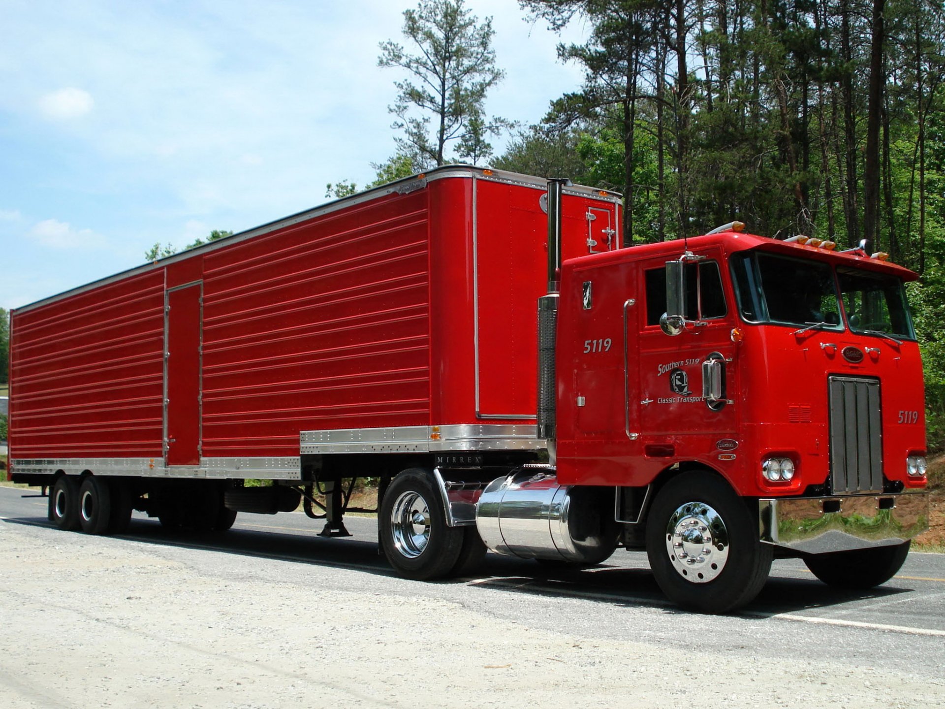 peterbilt lastwagen lkw rot wie aus terminator anhänger