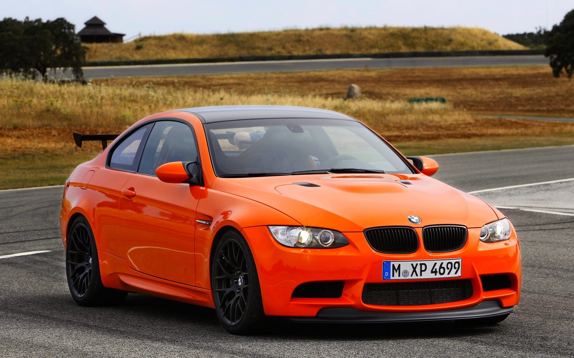 bmw m3 gts bmw naranja frente faros capó auto logotipo