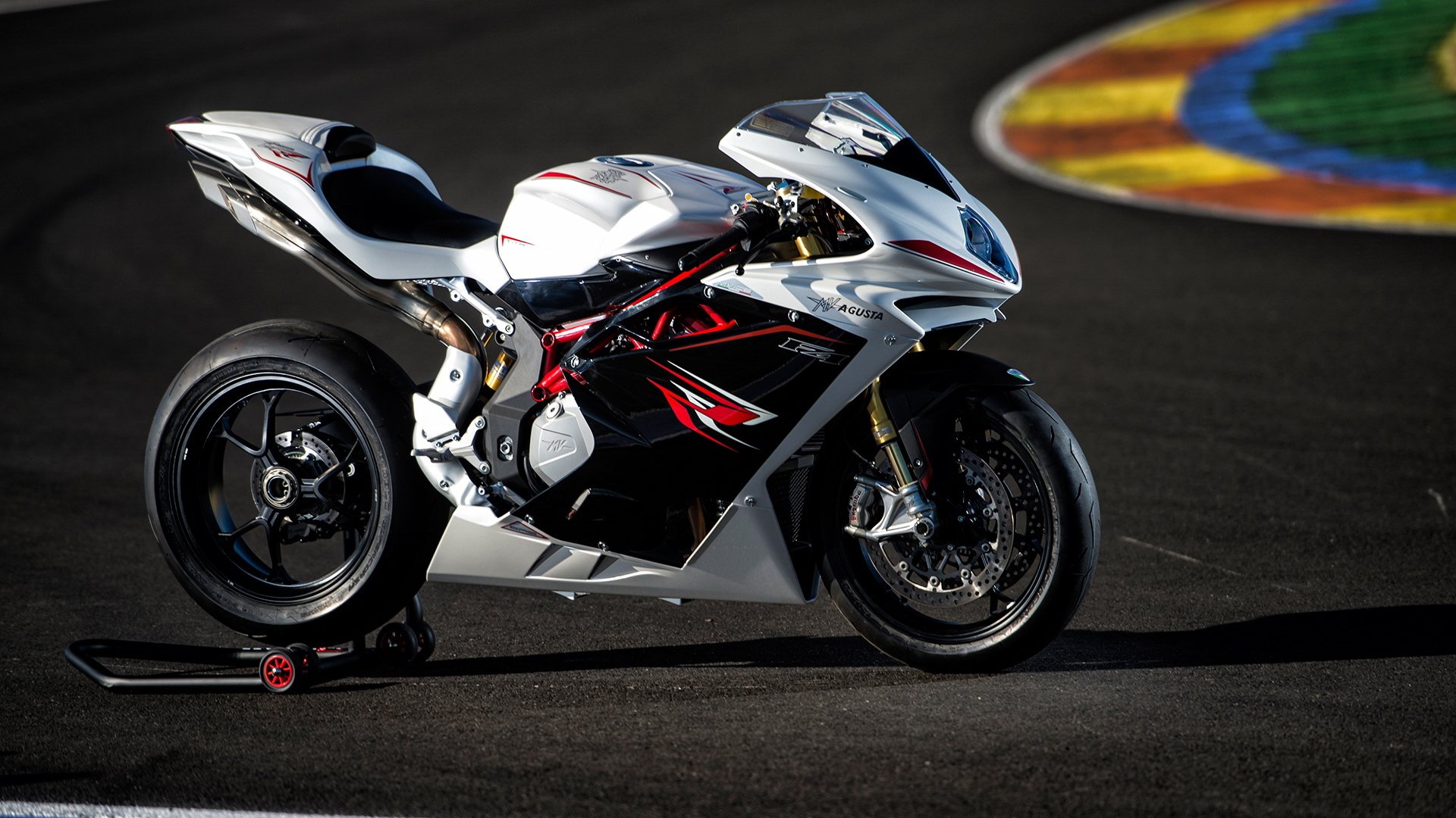 mv agusta f4 rr superbike vélos de sport moto vélo