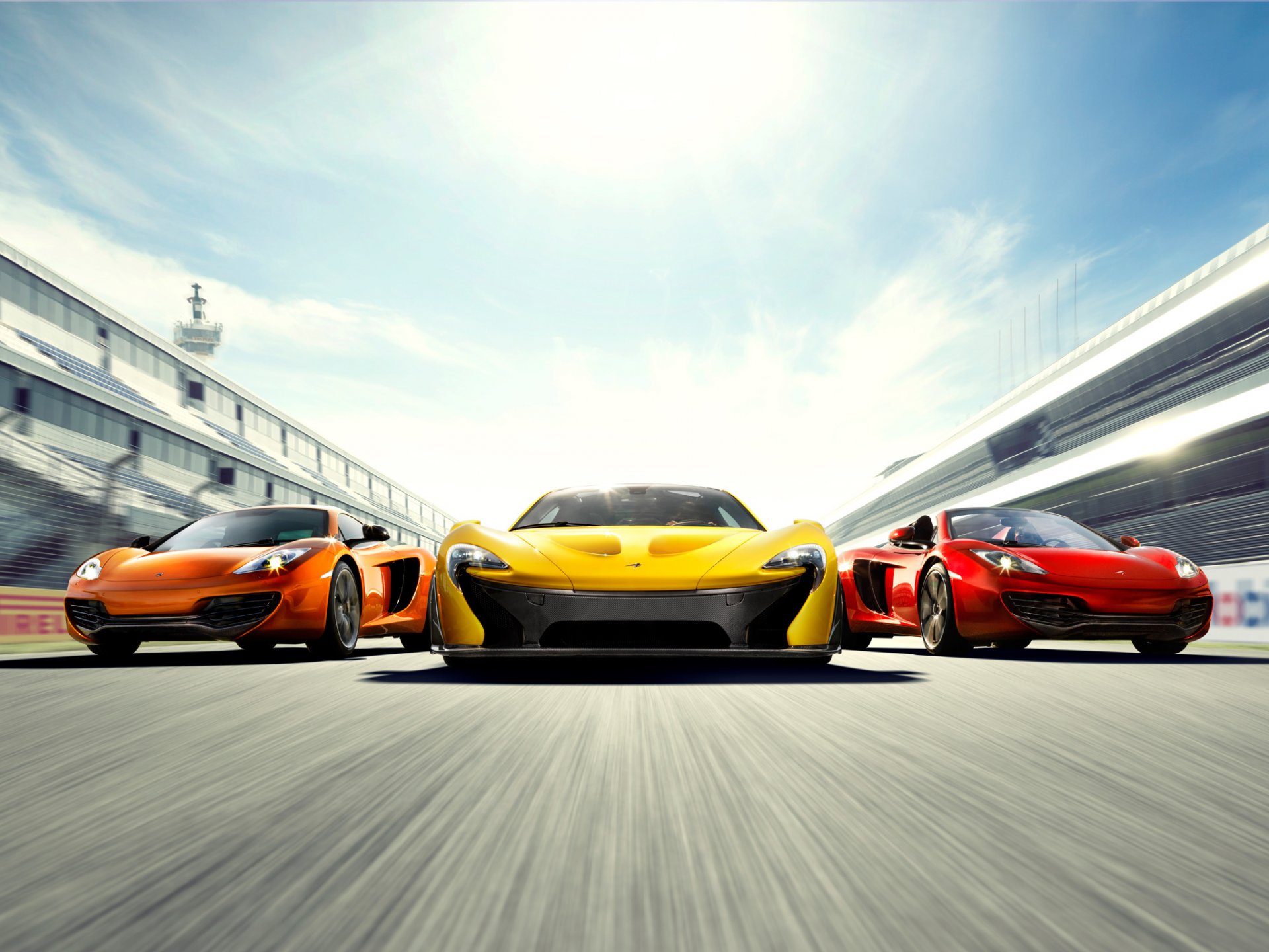 mclaren p1 mclaren mp4-12c mp4-12c spyder макларен три суперкары смешанный