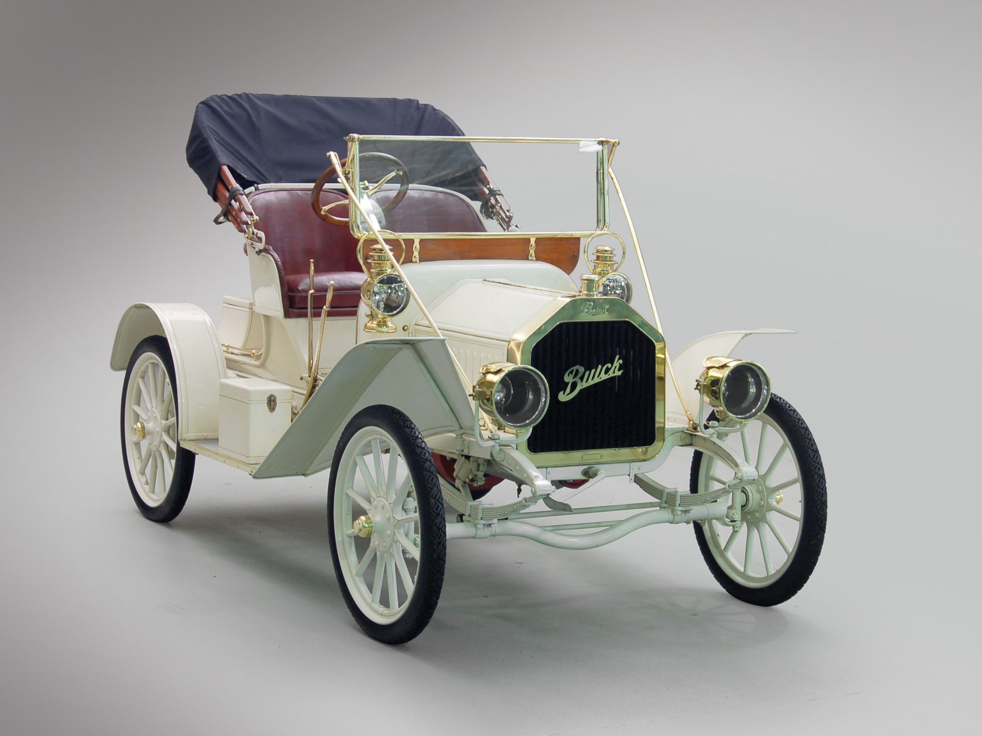 1908 buick modello 10 touring piccole auto retro convertibile bianco