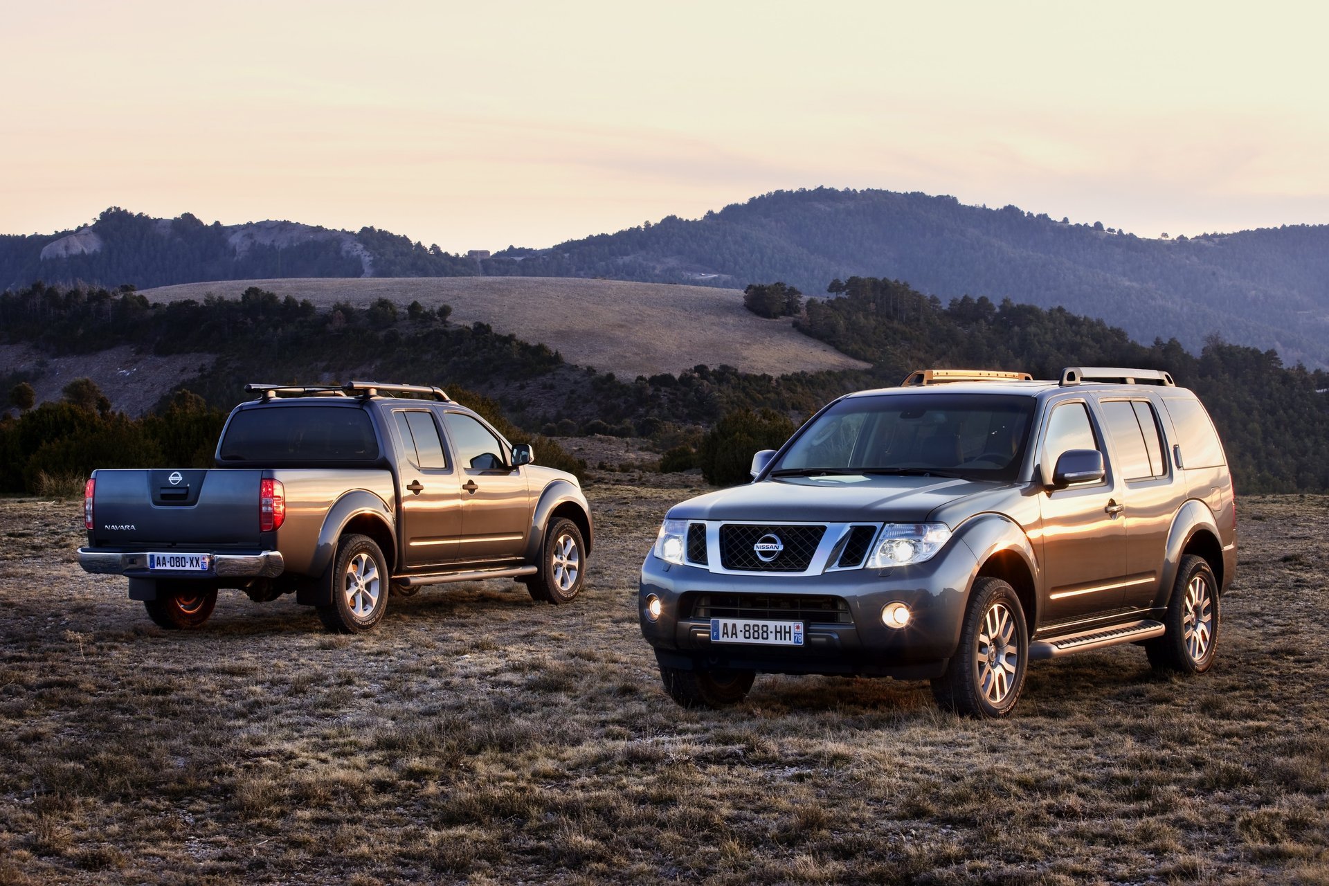 navara pathfinder colline auto 2010 aube voiture nissan montagnes