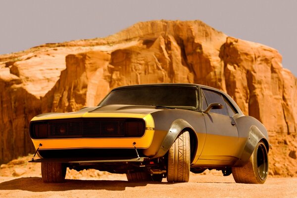 Chevrolet Camaro in the hot desert