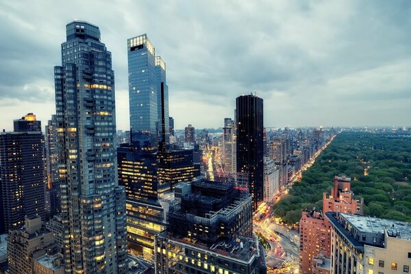 Luces brillantes de nueva York a vista de pájaro