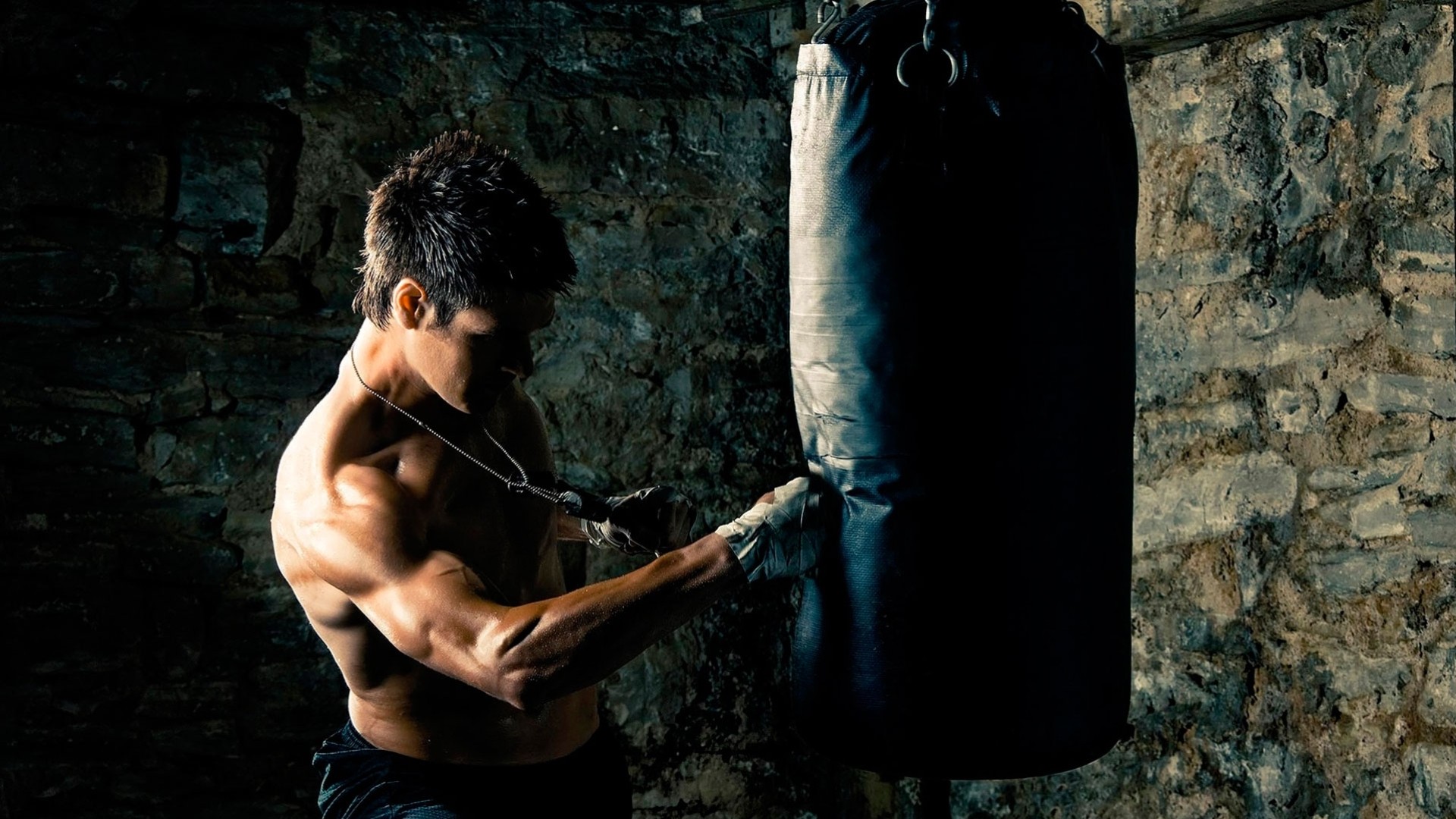 poire boxe entraînement athlète percussion homme