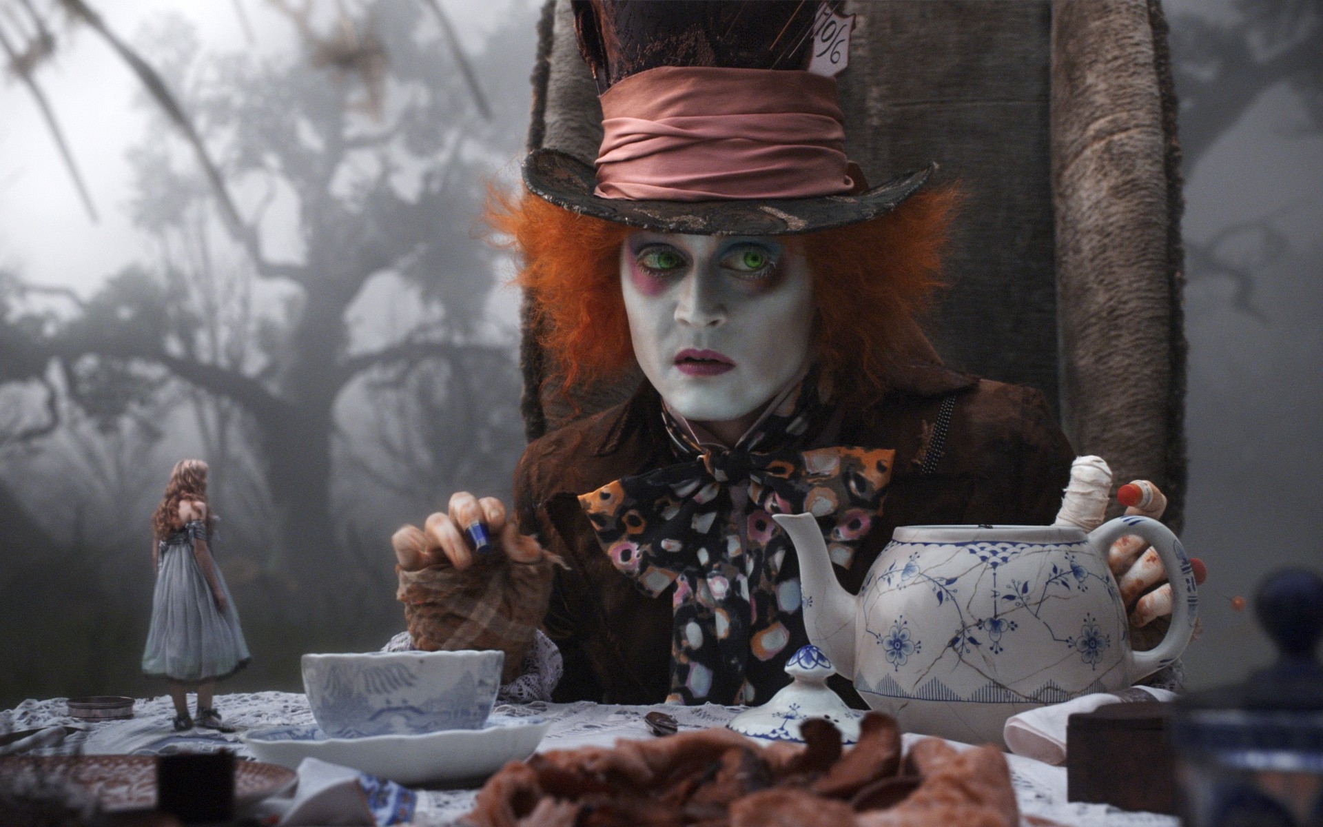 alice in wonderland mad hatter johnny depp