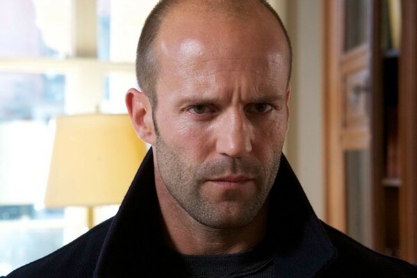 Calvo uomo Jason Statham