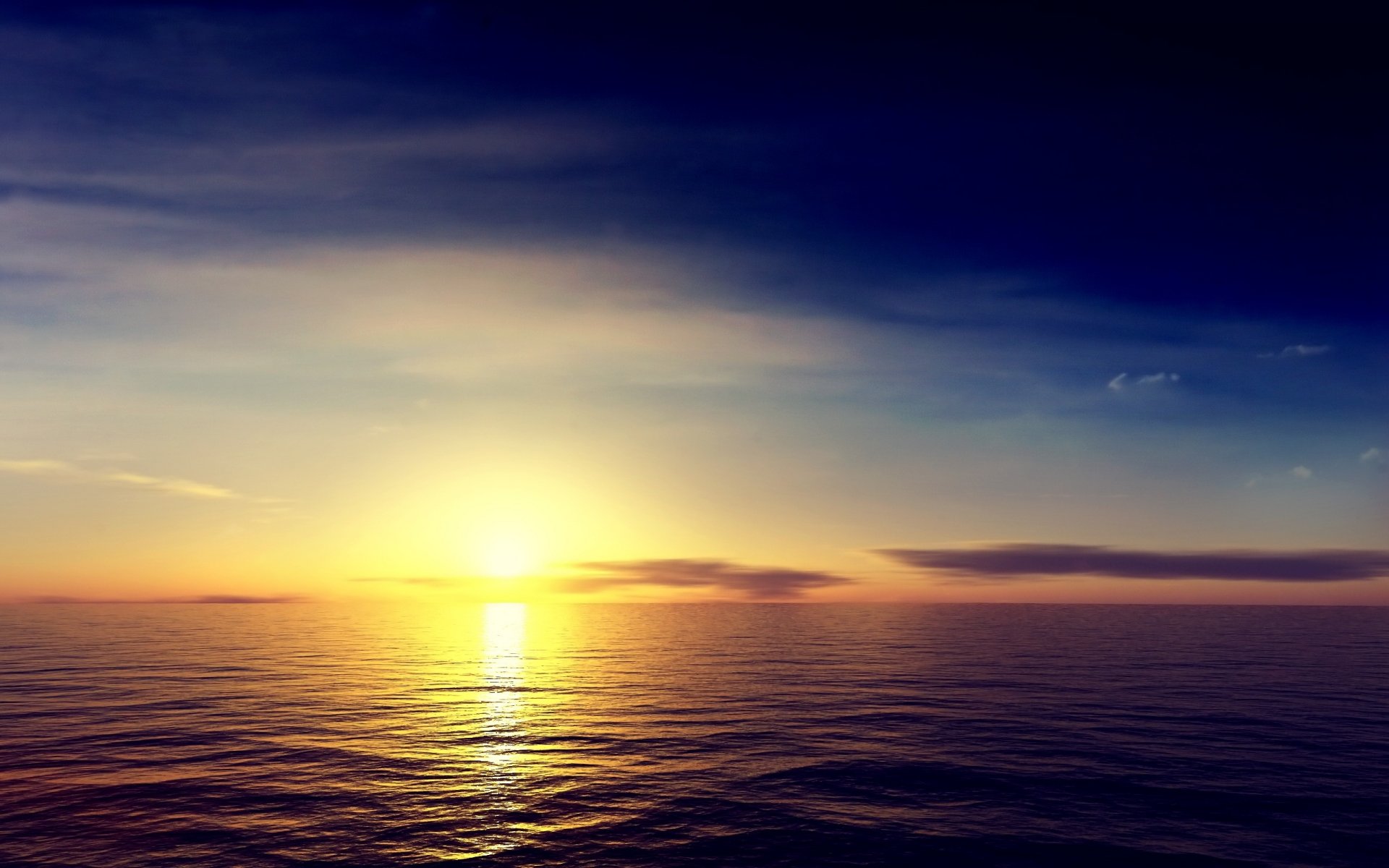 Восход солнца на море