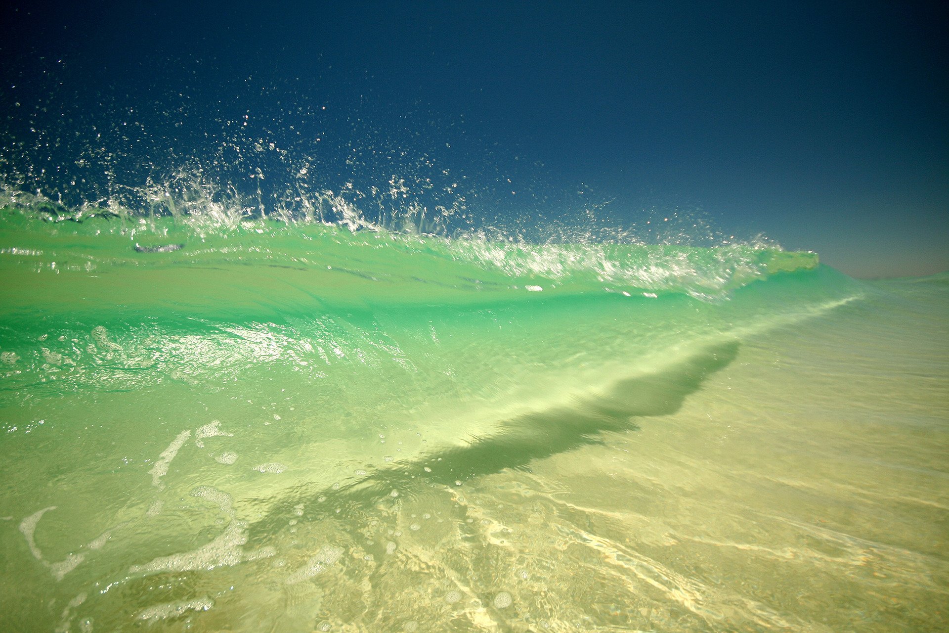 paysage mer eau océan vagues éclaboussures