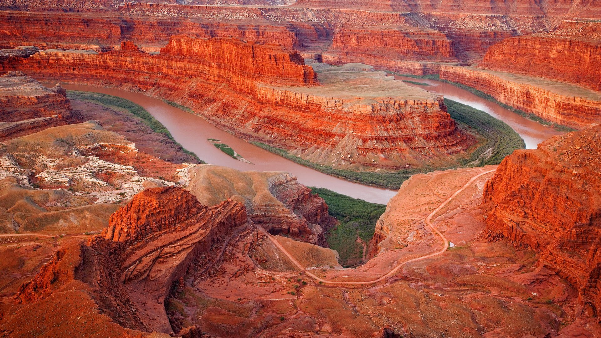 canyon rivière pierre