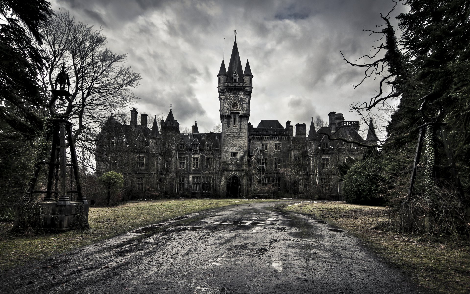 castle castle of decay sombre