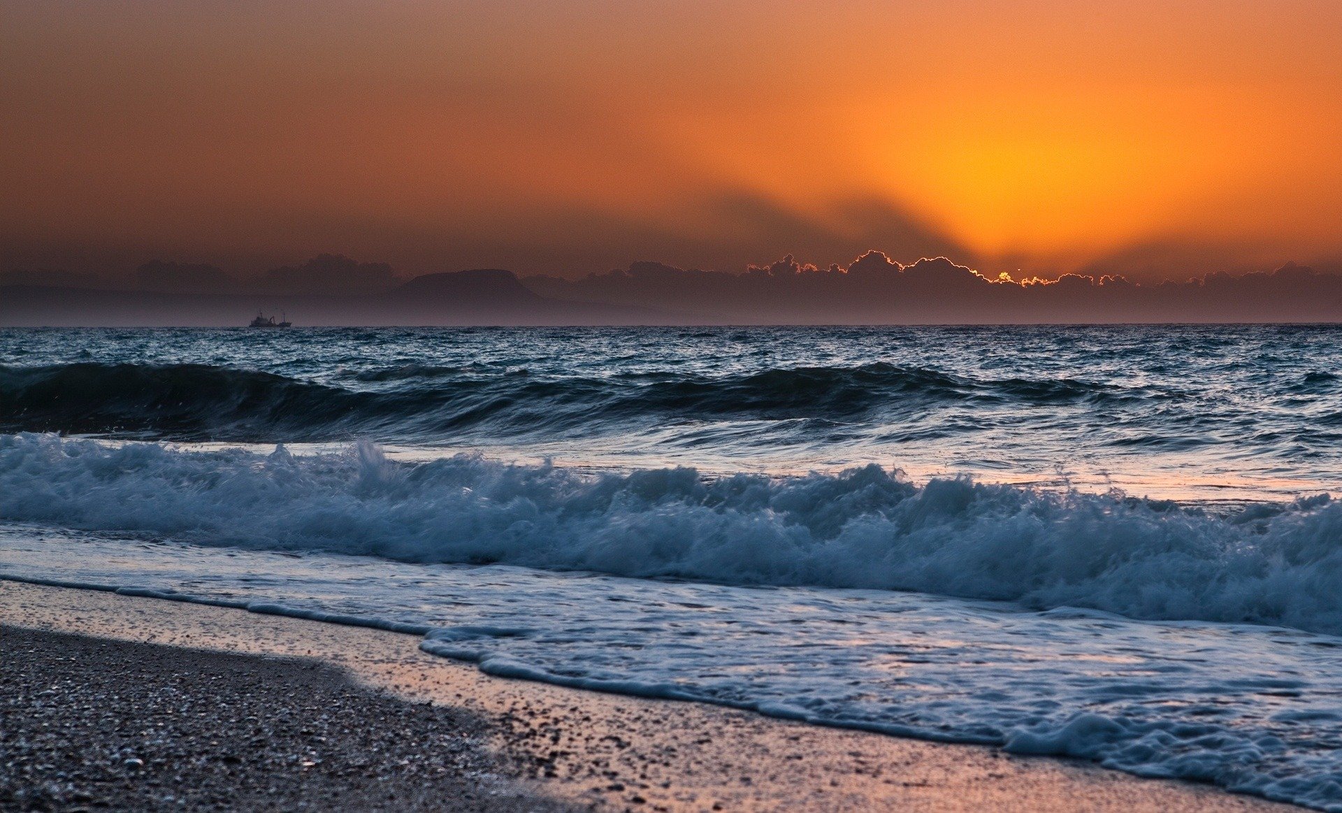 paysage nature côte vagues mer ciel soleil coucher de soleil