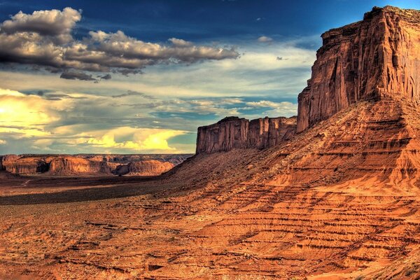 Voir les montagnes falaises ciel paysage simple