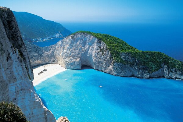 Laguna paradisíaca en Grecia