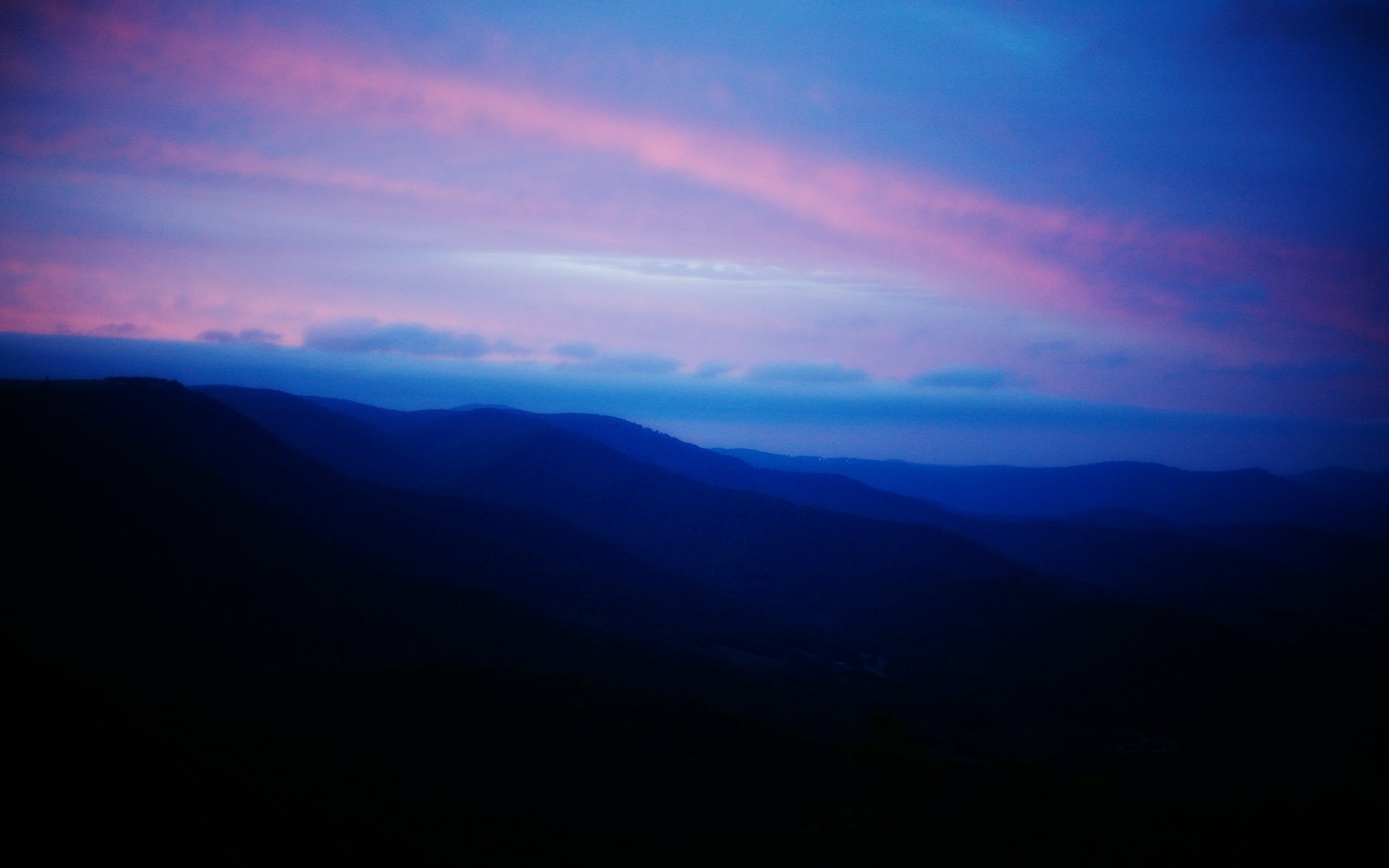 mañana paisaje laderas montañas cielo