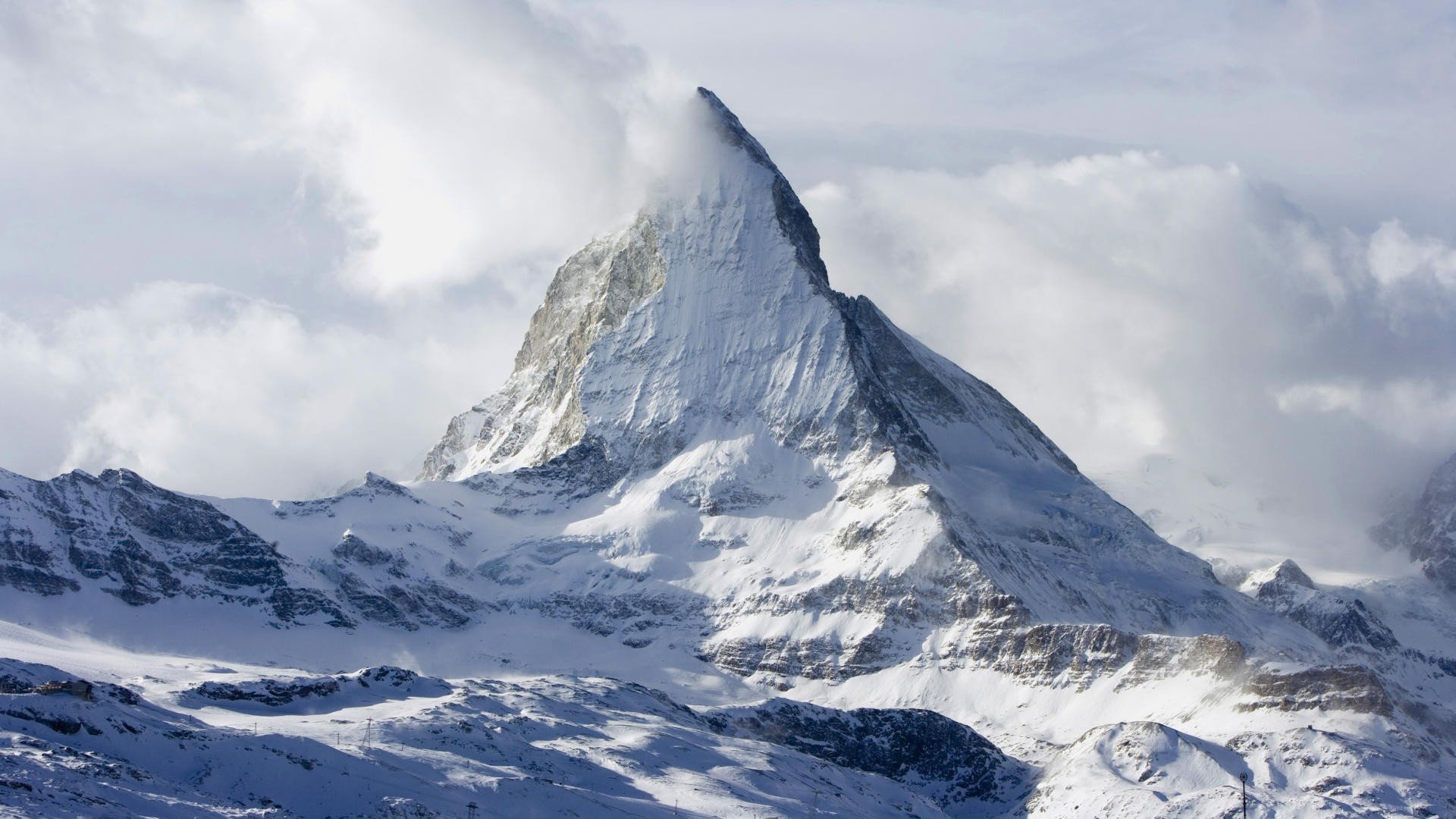 montagne neige sommet