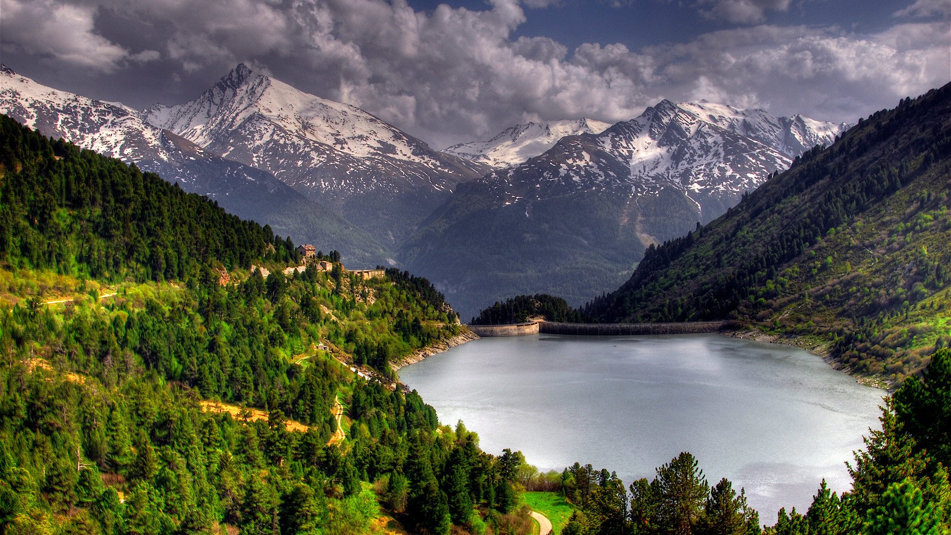 paesaggio foreste alberi lago natura montagne