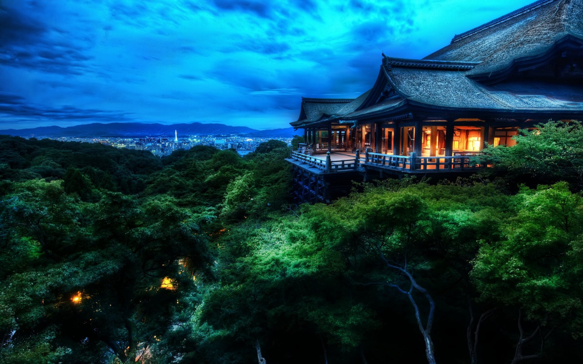 kyoto japan haus bäume wolken