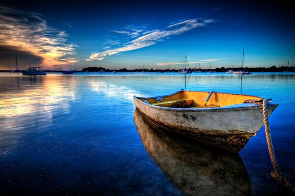 Bateau sur le Won du paysage marin