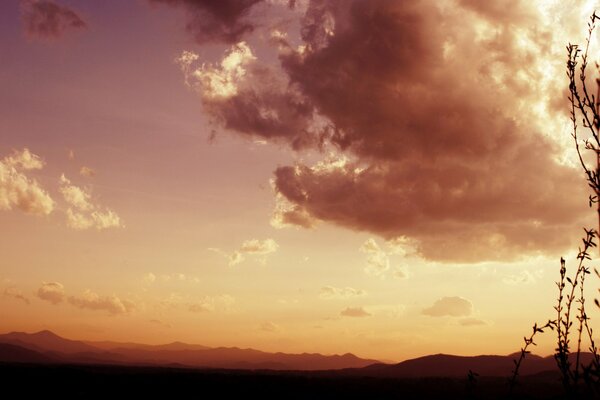 Fluffy cloud in the sky