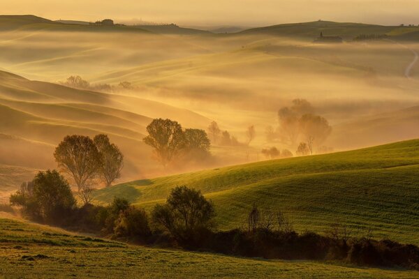 April morning in Tuscany