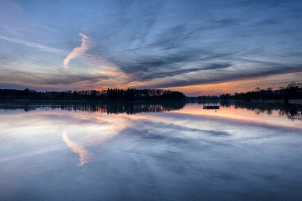 The perfect mirror image of beautiful nature