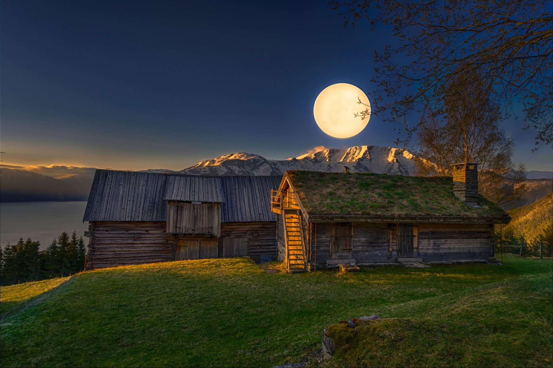 buongiorno notte luna fienile montagna mattina