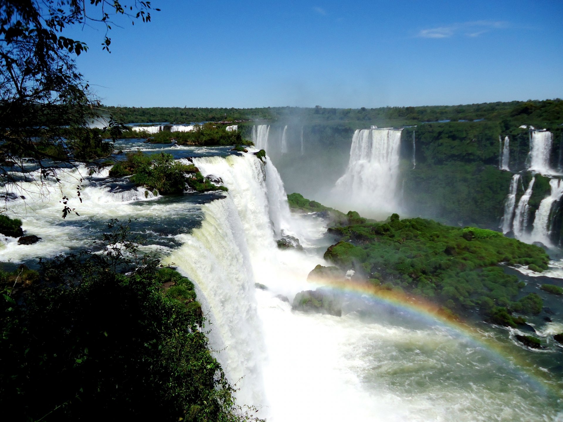 cataratas del iguazú cataratas del iguazú salpicaduras arco iris