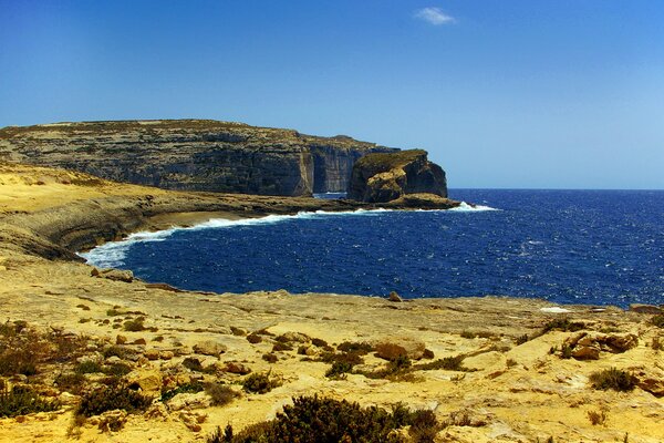 Niebo i morze na Malcie są piękne