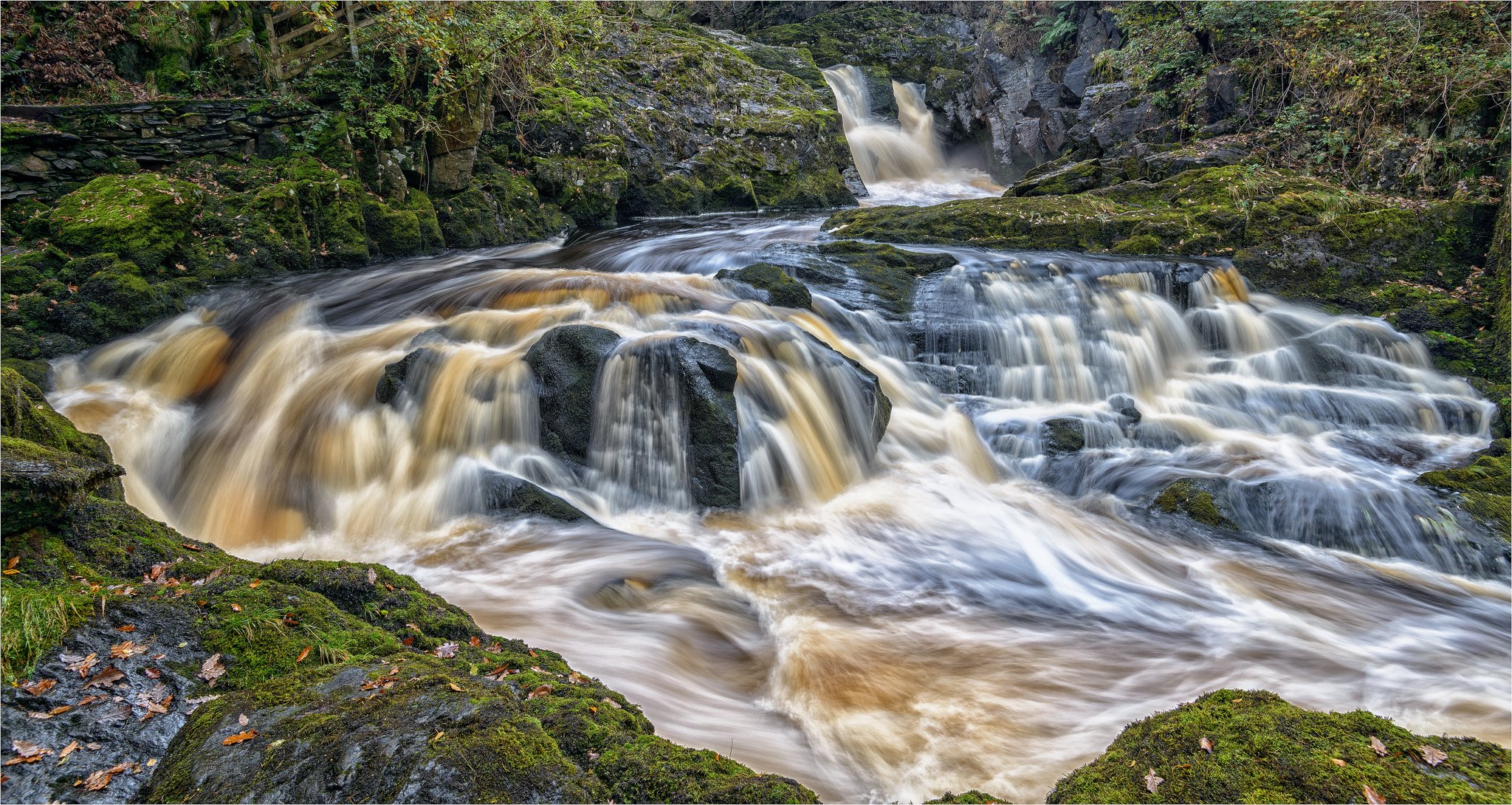 beezley falls ingleton north yorkshire england ingleton falls trail kaskade steine