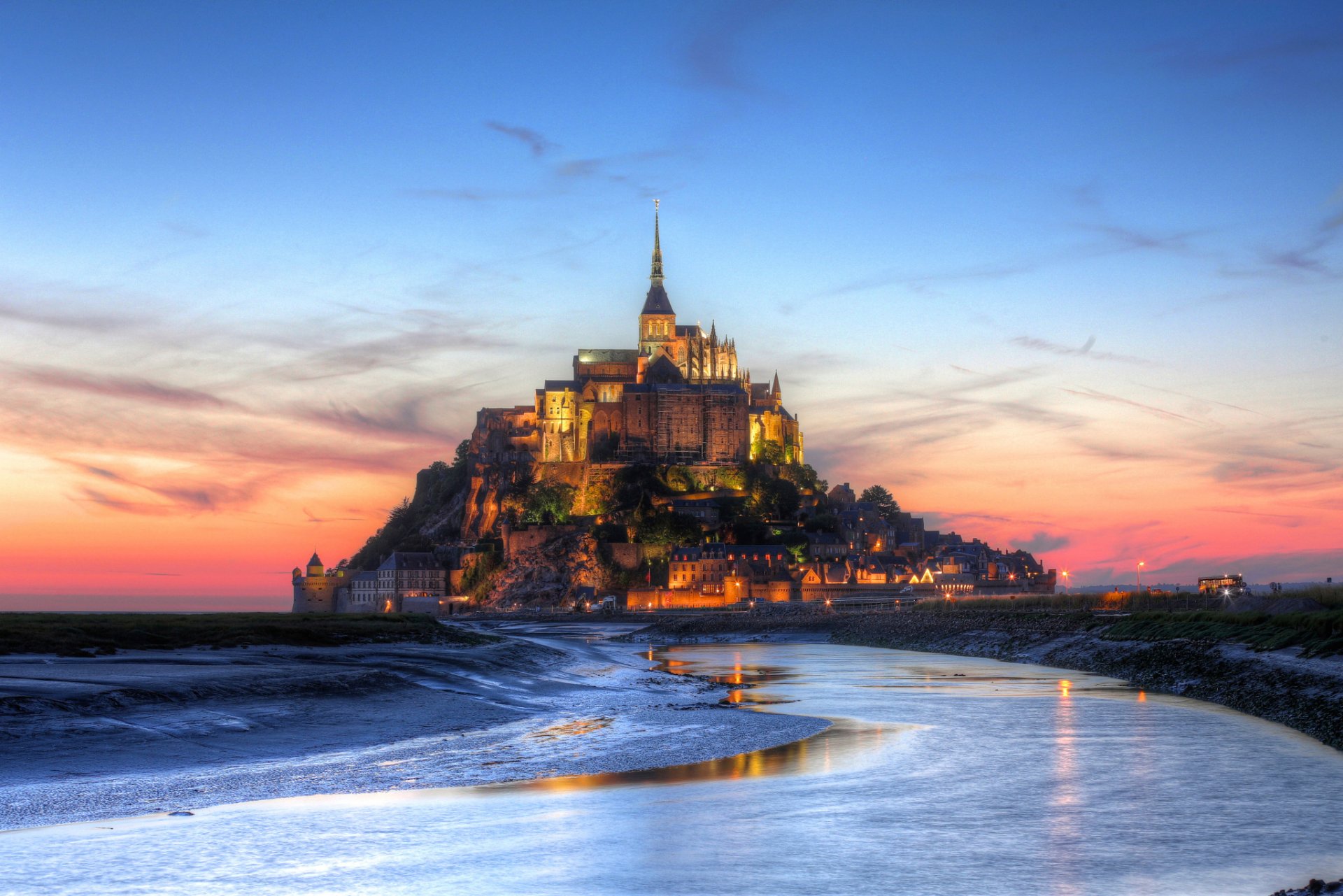 mont saint-michel mont saint-michael fortaleza prisma cielo francia