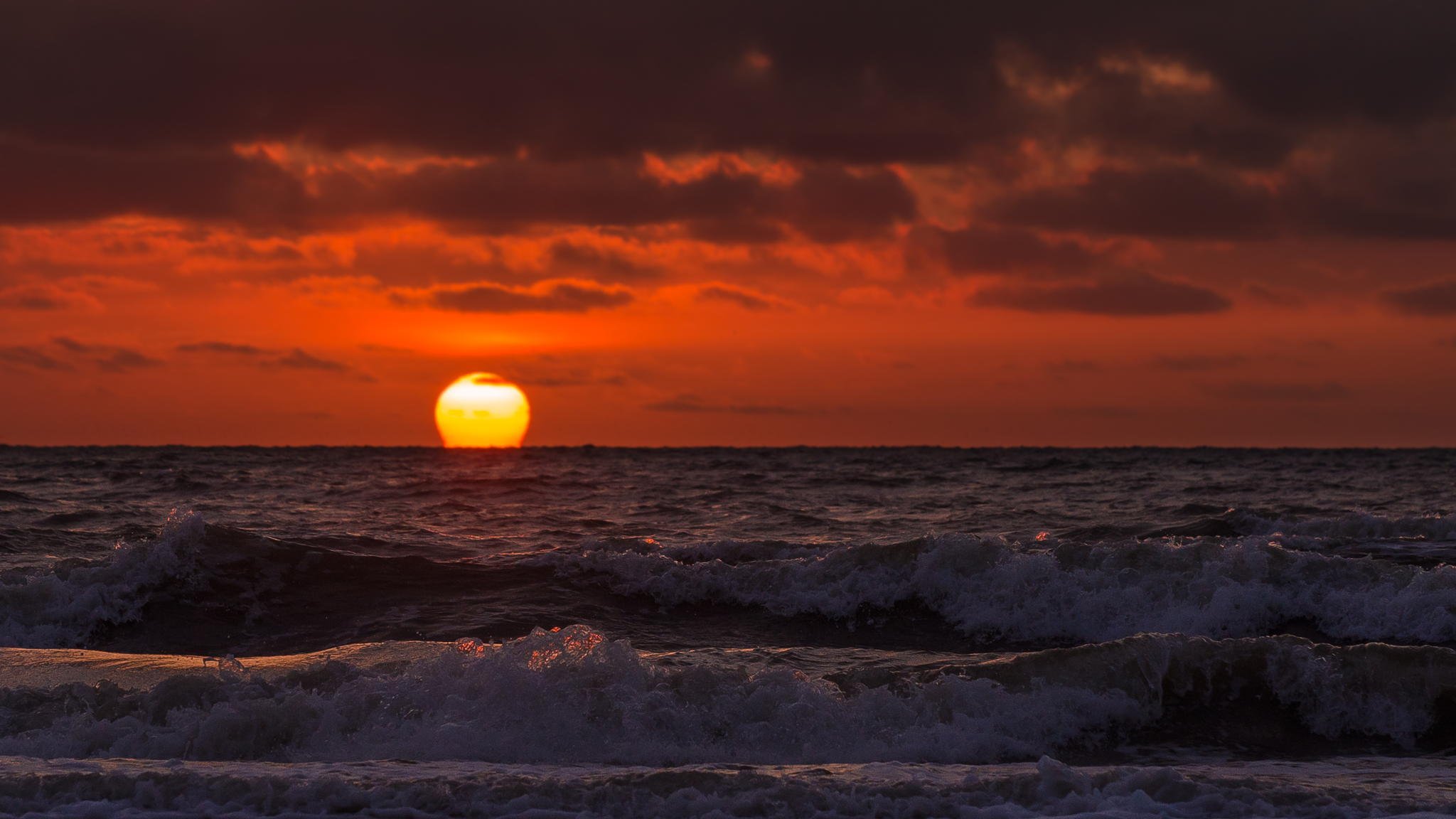 beach dawn horizon sun waves sea