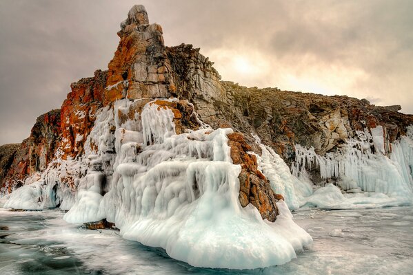 Ice and fire rocks of Lake Baikal