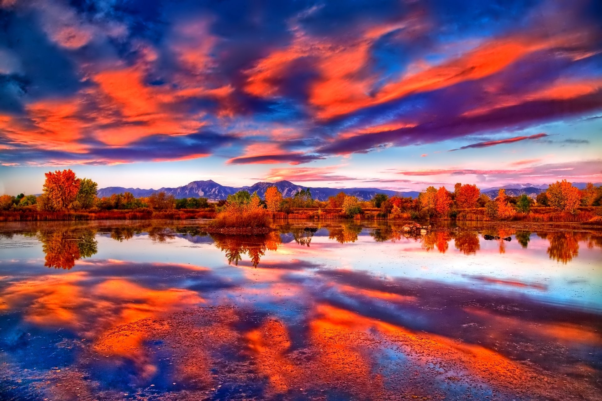 himmel wolken berge see bäume herbst