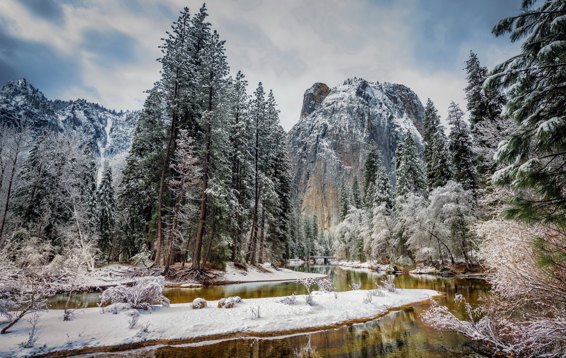 estados unidos parque nacional de yosemite california montañas bosque nieve invierno río