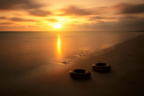 The beach is waiting for its guests until the morning everyone is resting