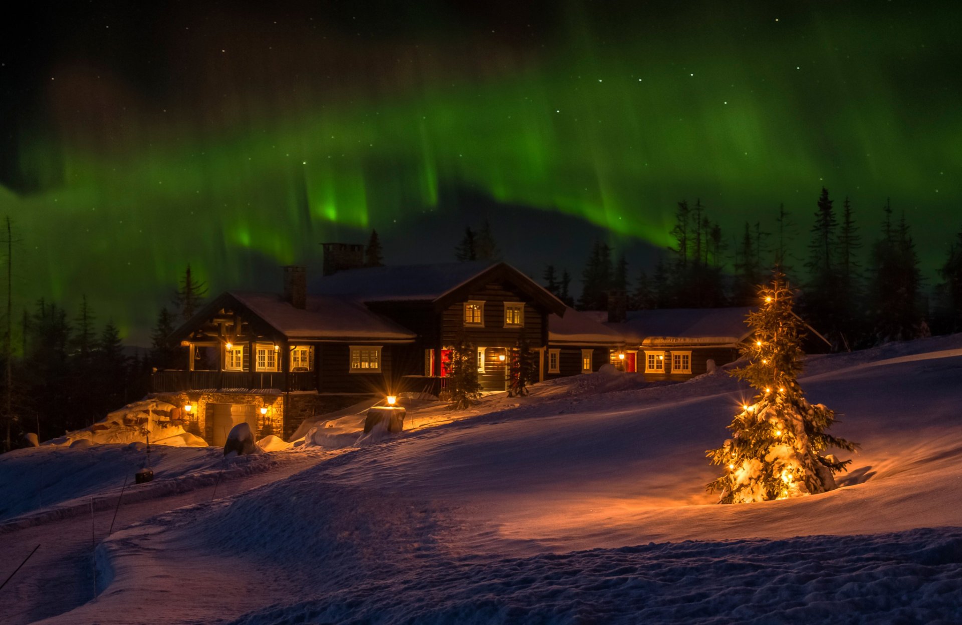 norvegia inverno aurora boreale vacanza casa